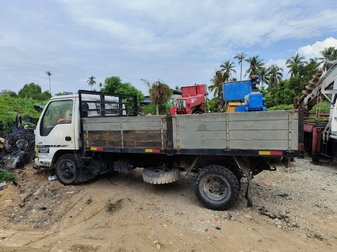 Lori Jungkit BDM 7500 kg